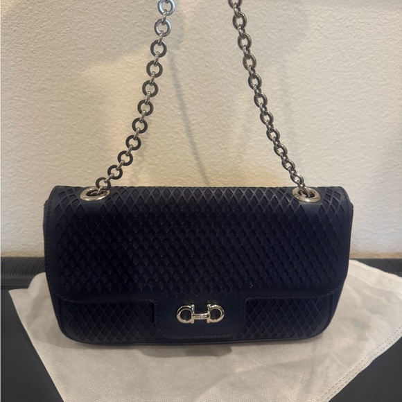 Ferragamo Navy Blue Quilted Chain Bag with COA - Picture 3 of 12